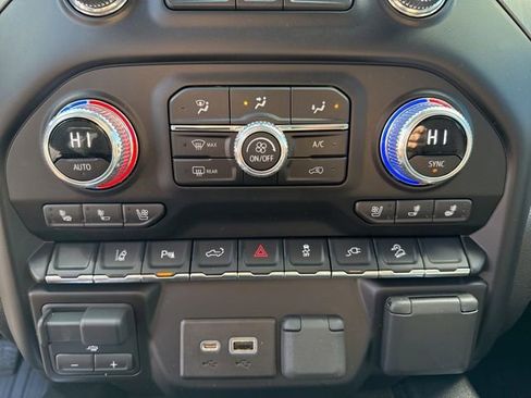 Used 2023 GMC Sierra 2500 Denali w/ LPO, GMC Protection Package image 17