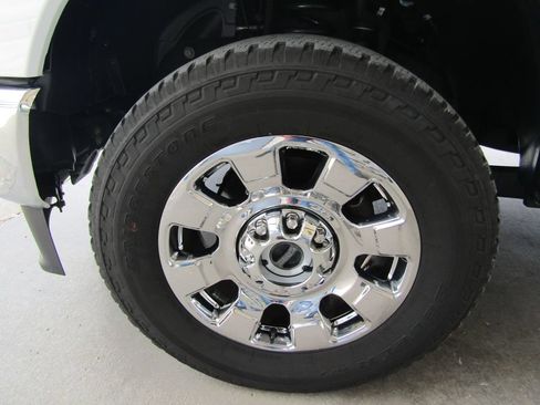 Used 2024 Ford F350 Lariat w/ Chrome Package AWD/4WD image 30