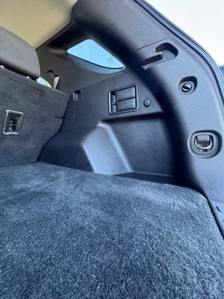 Used 2022 Chevrolet Equinox LT FWD image 12