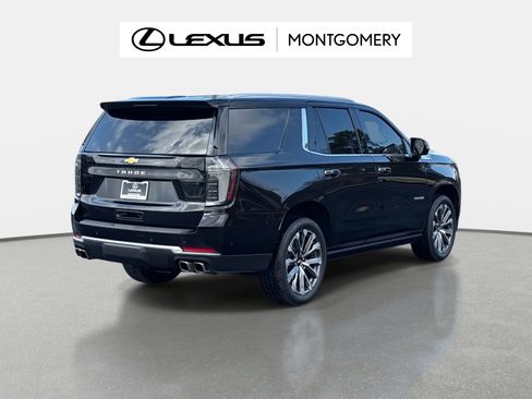 Used 2026 Chevrolet Tahoe High Country image 3