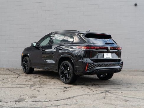 New 2026 Volkswagen Tiguan SE R-Line image 4