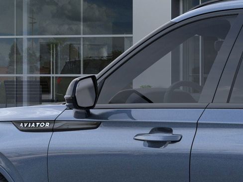 New 2026 Lincoln Aviator AWD image 20