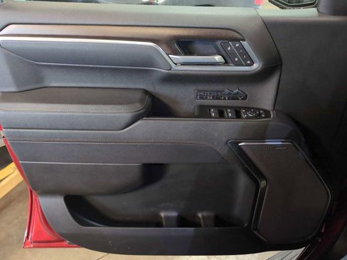 Used 2025 Chevrolet Silverado 1500 High Country image 22