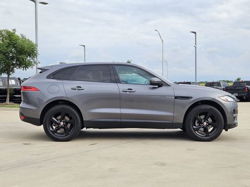 Used 2019 Jaguar F-PACE Premium AWD/4WD image 7