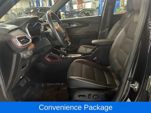 Used 2021 Chevrolet TrailBlazer RS w/ Convenience Package image 11