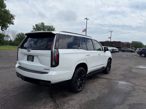 Used 2021 Cadillac Escalade Sport Platinum AWD/4WD image 5