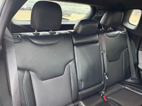 Used 2024 Jeep Compass Latitude image 37