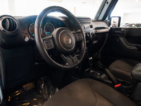 Used 2017 Jeep Wrangler Unlimited Sport w/ Quick Order Package 24S AWD/4WD image 16