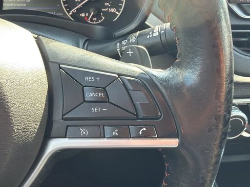 Used 2022 Nissan Altima 2.5 SR FWD image 11