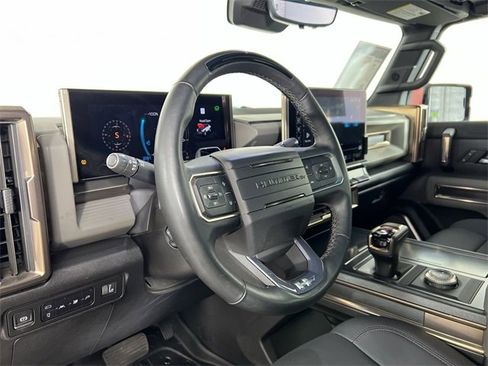 Used 2025 GMC Hummer EV 3X image 35