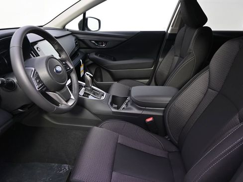 Used 2025 Subaru Outback Premium image 13