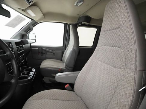 Used 2024 Chevrolet Express 3500 LT w/ LT Preferred Equipment Group image 9