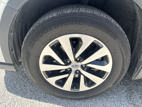 Used 2020 Subaru Outback Premium AWD/4WD image 9