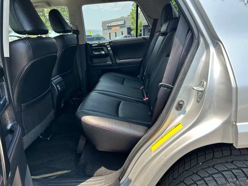 Used 2023 Toyota 4Runner TRD Off-Road Premium AWD/4WD image 18