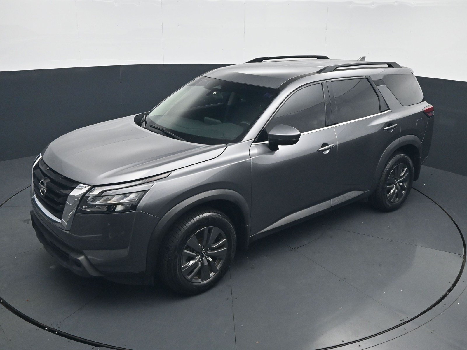 Used 2024 Nissan Pathfinder SV FWD image 41