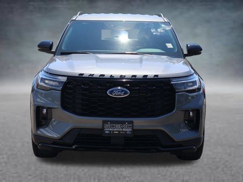 Used 2026 Ford Explorer ST-Line w/ ST-Line Street Pack AWD/4WD image 29