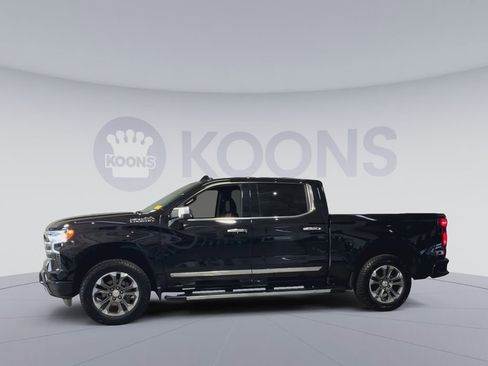 Used 2025 Chevrolet Silverado 1500 High Country AWD/4WD image 7