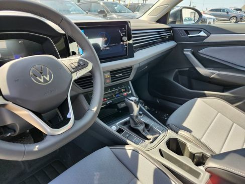 New 2026 Volkswagen Jetta SE FWD image 7