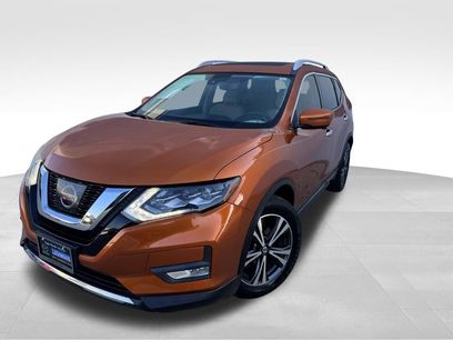 Used 2017 Nissan Rogue SL w/ SL Premium Package