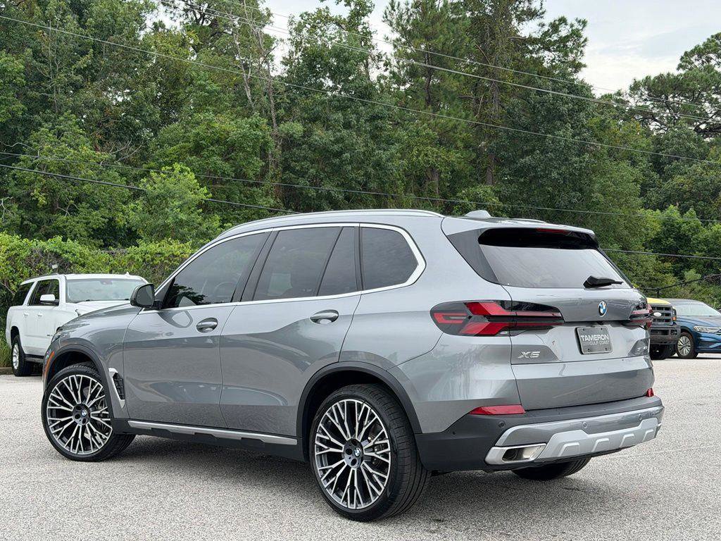 Used 2026 BMW X5 sDrive40i w/ Premium Package RWD image 6