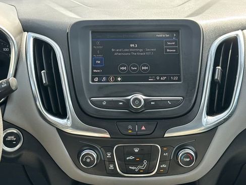 Used 2023 Chevrolet Equinox LT FWD image 17