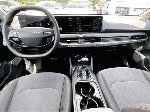 Used 2025 Kia K4 FWD image 15