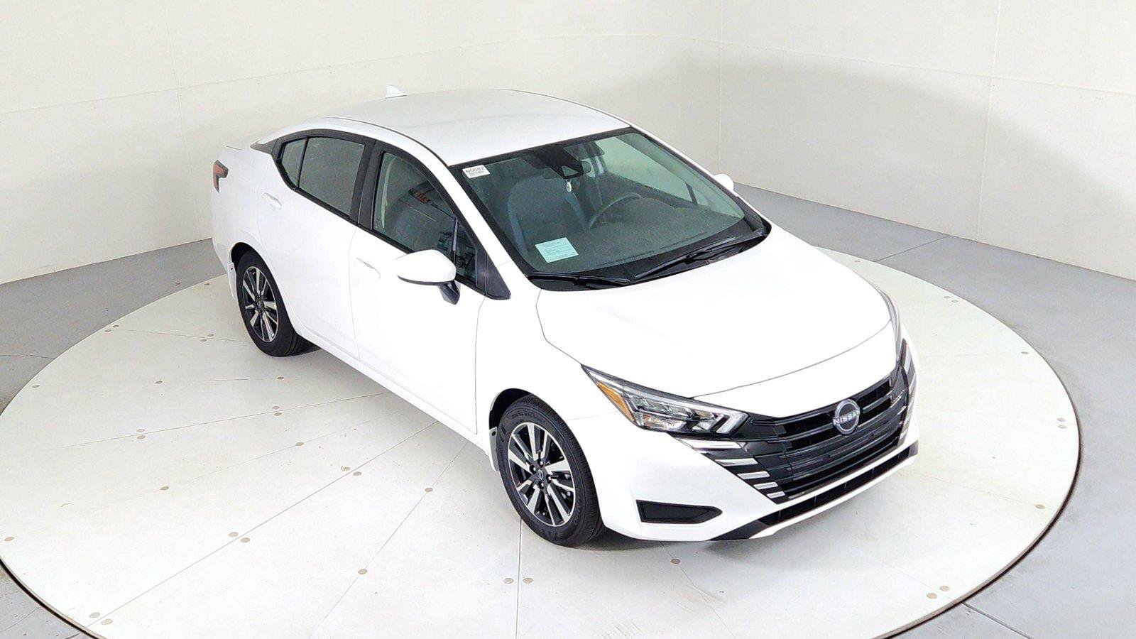 Used 2025 Nissan Versa SV w/ Trunk Package FWD image 13