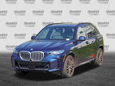 Certified 2024 BMW X5 xDrive40i w/ M Sport Package AWD/4WD image 5