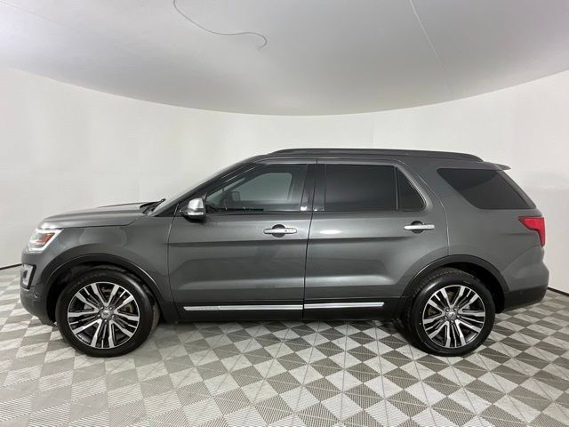 Used 2017 Ford Explorer Platinum AWD/4WD image 8