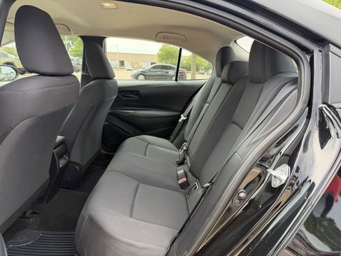 Used 2025 Toyota Corolla LE FWD image 25