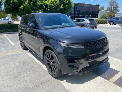 Used 2025 Land Rover Range Rover Sport Dynamic SE AWD/4WD image 5