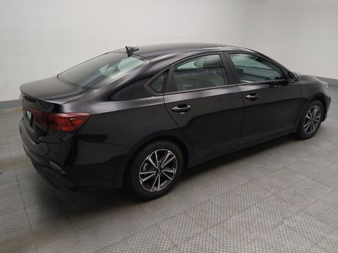 Used 2023 Kia Forte LXS w/ LXS Technology Package FWD image 10