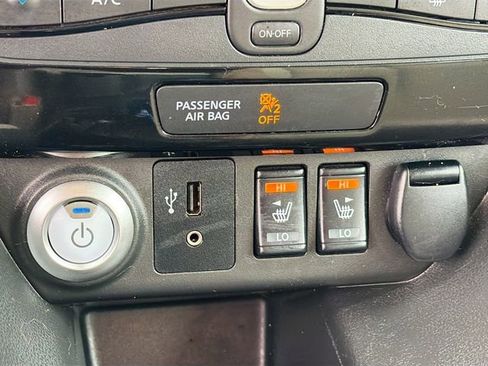 Used 2019 Nissan Leaf SL w/ SL Technology Package image 20