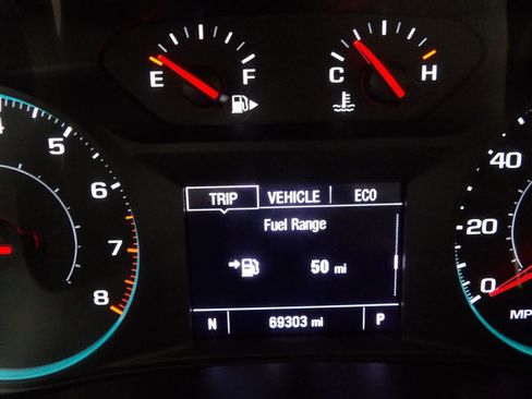 Used 2022 Chevrolet Malibu LT image 16