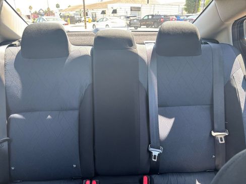 Used 2025 Nissan Versa SV FWD image 37