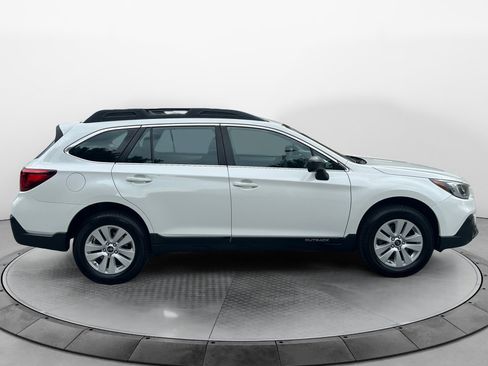 Used 2018 Subaru Outback 2.5i AWD/4WD image 8