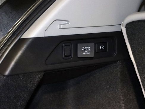 Used 2026 Acura MDX w/ Technology Package image 31