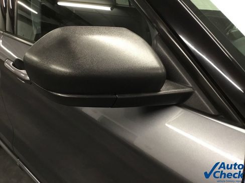 Used 2022 Ford Explorer XLT w/ Equipment Group 202A image 17