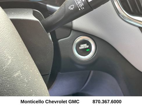 Used 2022 Chevrolet Equinox LS FWD image 20