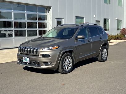 Used 2017 Jeep Cherokee Overland w/ Technology Group
