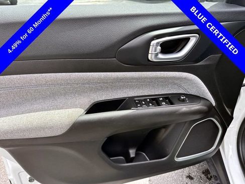 Used 2024 Jeep Compass Latitude AWD/4WD image 10