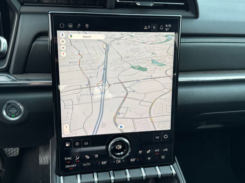 New 2026 GMC Terrain Denali w/ LPO, Black Badging Package image 34