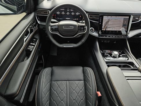 New 2026 Jeep Grand Wagoneer L Summit AWD/4WD image 11