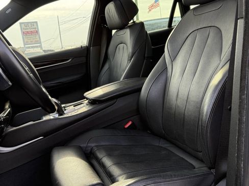Used 2017 BMW X6 xDrive35i image 11