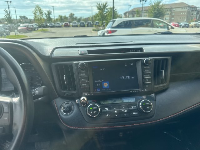 Used 2018 Toyota RAV4 SE w/ Power Extra Value Package AWD/4WD image 15