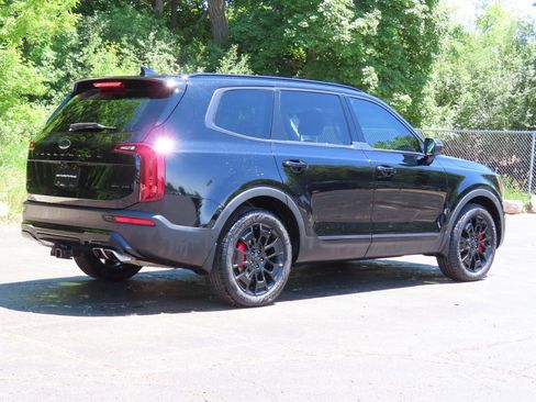 Certified 2021 Kia Telluride EX w/ EX Premium Package AWD/4WD image 3