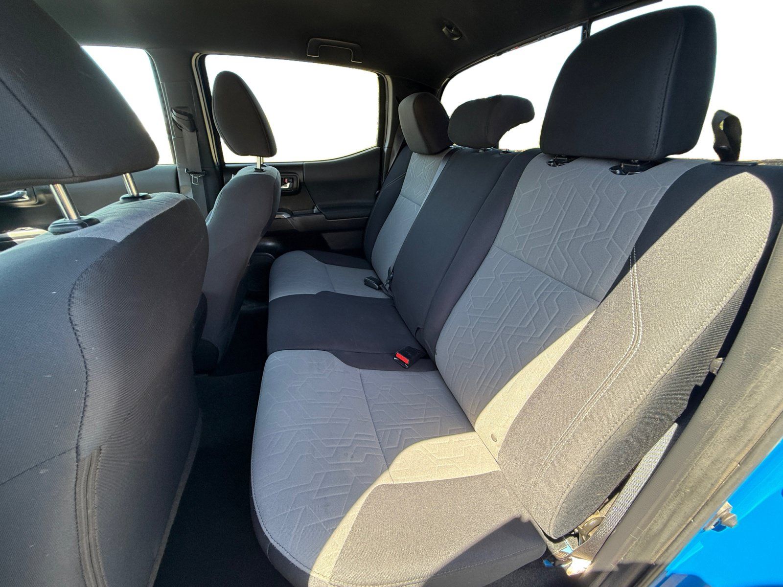 Used 2021 Toyota Tacoma TRD Off-Road w/ Advanced Technology Package AWD/4WD image 16