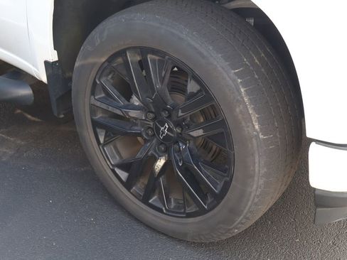 Used 2020 Chevrolet Silverado 1500 RST w/ Rally Edition image 8