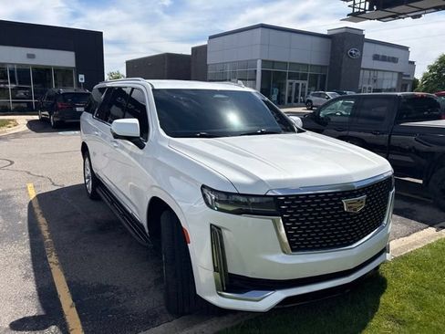 Used 2021 Cadillac Escalade ESV Luxury AWD/4WD image 1