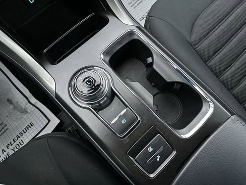 Used 2019 Ford Fusion SE image 23